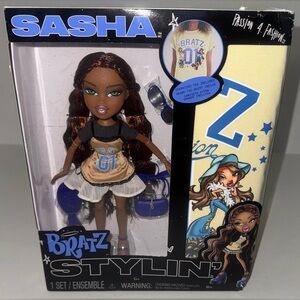 Bratz Stylin’ Sasha Fashion Doll with Accessories and T-Shirt for You